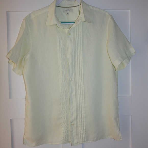Banana Republic Tops - Banana Republic Men's Linen Short Sleeve Shirt